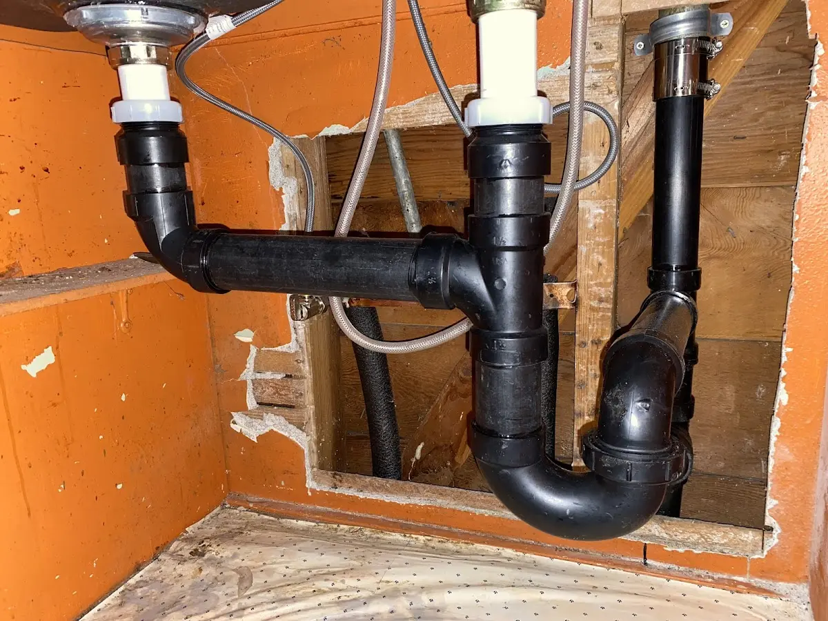 Professional Pipe Bursting equipment and tools on the job in Thompson's Station